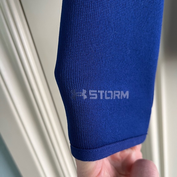 Girls Under Armor jacket - Picture 3 of 7